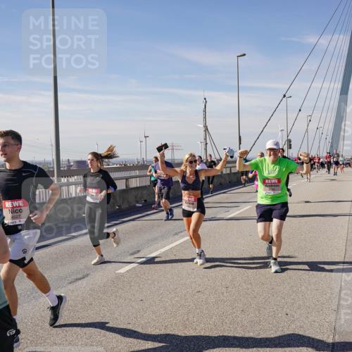 03.10.2025 - Köhlbrandbrückenlauf Michael Burmester http://msf.ph/oto/9103276 03.10.2025 12:47:54 Position 2 048, 4527 meine-sportfotos.de
