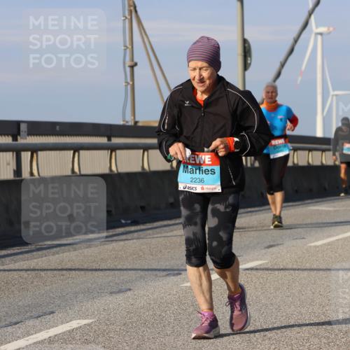 03.10.2025 - Köhlbrandbrückenlauf Strokosch-Dieckow http://msf.ph/oto/9103285 03.10.2025 10:12:20 Position 2 2236 meine-sportfotos.de