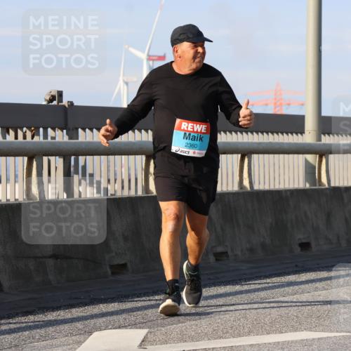 03.10.2025 - Köhlbrandbrückenlauf Strokosch-Dieckow http://msf.ph/oto/9103424 03.10.2025 10:12:36 Position 2 2360 meine-sportfotos.de