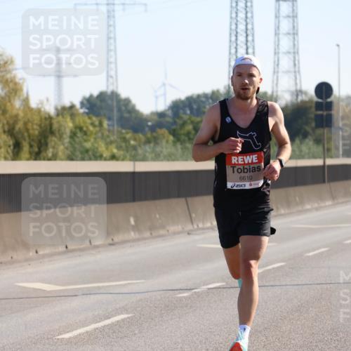 03.10.2025 - Köhlbrandbrückenlauf Strokosch-Dieckow http://msf.ph/oto/9103435 03.10.2025 12:10:12 Position 3 6610 meine-sportfotos.de