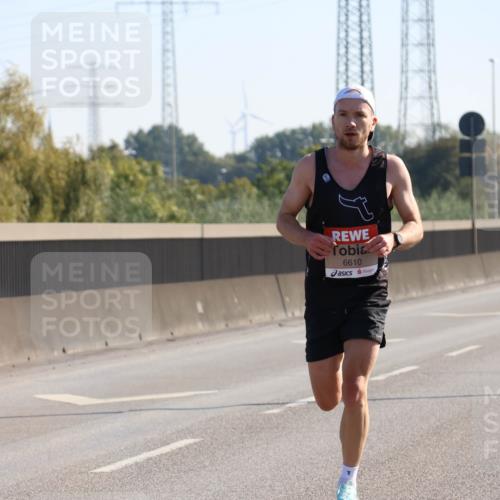 03.10.2025 - Köhlbrandbrückenlauf Strokosch-Dieckow http://msf.ph/oto/9103443 03.10.2025 12:10:12 Position 3 6610 meine-sportfotos.de
