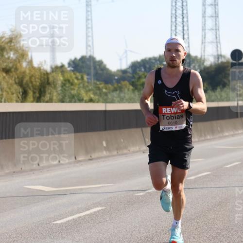 03.10.2025 - Köhlbrandbrückenlauf Strokosch-Dieckow http://msf.ph/oto/9103448 03.10.2025 12:10:12 Position 3 6610 meine-sportfotos.de