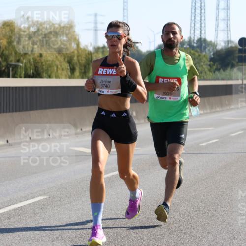 03.10.2025 - Köhlbrandbrückenlauf Strokosch-Dieckow http://msf.ph/oto/9103540 03.10.2025 12:10:28 Position 3 6740, 6235 meine-sportfotos.de