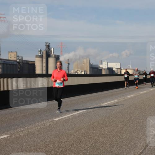 03.10.2025 - Köhlbrandbrückenlauf Lena Gebhardt http://msf.ph/oto/9103551 03.10.2025 10:12:15 Position 2  meine-sportfotos.de