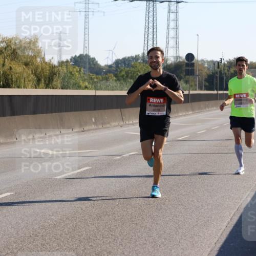 03.10.2025 - Köhlbrandbrückenlauf Strokosch-Dieckow http://msf.ph/oto/9103577 03.10.2025 12:10:34 Position 3 4010, 6280 meine-sportfotos.de