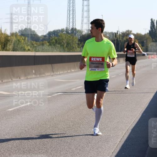 03.10.2025 - Köhlbrandbrückenlauf Strokosch-Dieckow http://msf.ph/oto/9103580 03.10.2025 12:10:36 Position 3 4010, 6280 meine-sportfotos.de