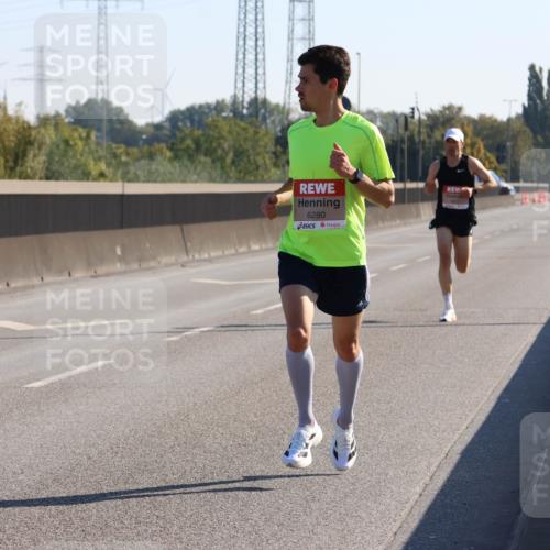 03.10.2025 - Köhlbrandbrückenlauf Strokosch-Dieckow http://msf.ph/oto/9103593 03.10.2025 12:10:36 Position 3 6280 meine-sportfotos.de
