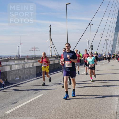 03.10.2025 - Köhlbrandbrückenlauf Michael Burmester http://msf.ph/oto/9103594 03.10.2025 12:48:05 Position 2  meine-sportfotos.de