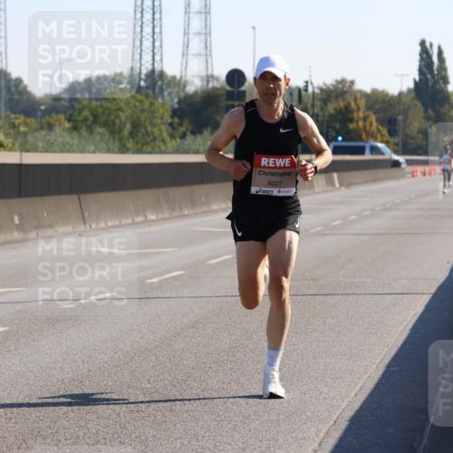 03.10.2025 - Köhlbrandbrückenlauf Strokosch-Dieckow http://msf.ph/oto/9103600 03.10.2025 12:10:39 Position 3 4027 meine-sportfotos.de