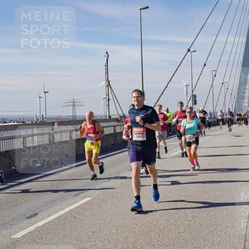 03.10.2025 - Köhlbrandbrückenlauf Michael Burmester http://msf.ph/oto/9103604 03.10.2025 12:48:05 Position 2 6366 meine-sportfotos.de