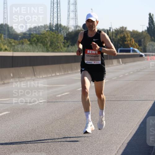 03.10.2025 - Köhlbrandbrückenlauf Strokosch-Dieckow http://msf.ph/oto/9103618 03.10.2025 12:10:39 Position 3 4027 meine-sportfotos.de