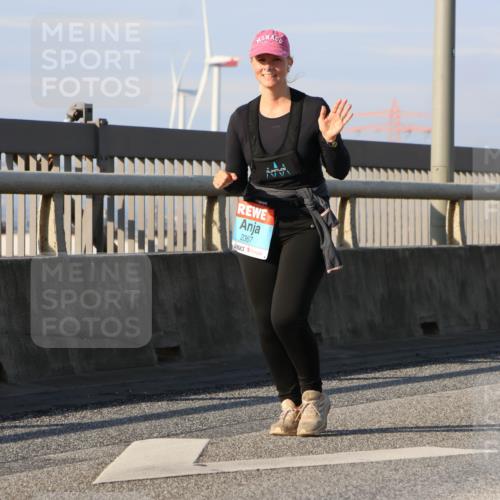 03.10.2025 - Köhlbrandbrückenlauf Strokosch-Dieckow http://msf.ph/oto/9103631 03.10.2025 10:13:16 Position 2 2367 meine-sportfotos.de