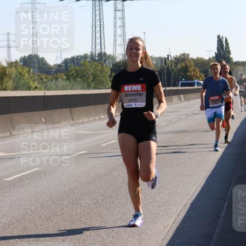 03.10.2025 - Köhlbrandbrückenlauf Strokosch-Dieckow http://msf.ph/oto/9103653 03.10.2025 12:10:49 Position 3 6516 meine-sportfotos.de