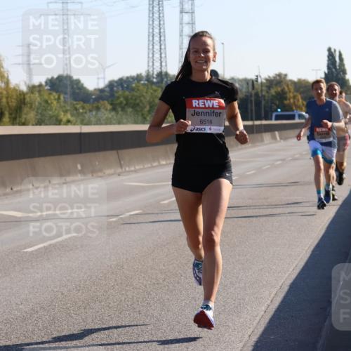 03.10.2025 - Köhlbrandbrückenlauf Strokosch-Dieckow http://msf.ph/oto/9103669 03.10.2025 12:10:49 Position 3 6516 meine-sportfotos.de