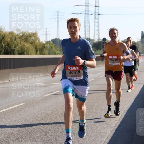 03.10.2025 - Köhlbrandbrückenlauf Strokosch-Dieckow http://msf.ph/oto/9103688 03.10.2025 12:10:53 Position 3 6638, 6240 meine-sportfotos.de