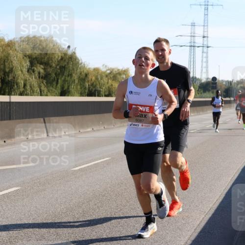 03.10.2025 - Köhlbrandbrückenlauf Strokosch-Dieckow http://msf.ph/oto/9103725 03.10.2025 12:10:57 Position 3 57, 6087 meine-sportfotos.de