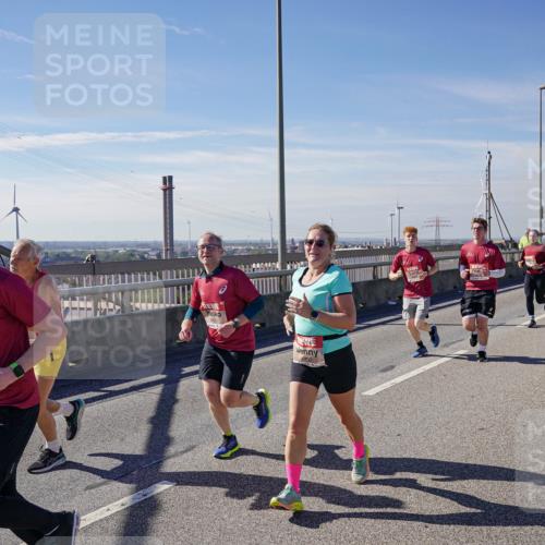 03.10.2025 - Köhlbrandbrückenlauf Michael Burmester http://msf.ph/oto/9103733 03.10.2025 12:48:08 Position 2  meine-sportfotos.de