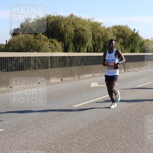 03.10.2025 - Köhlbrandbrückenlauf Strokosch-Dieckow http://msf.ph/oto/9103753 03.10.2025 12:11:03 Position 3 6359 meine-sportfotos.de