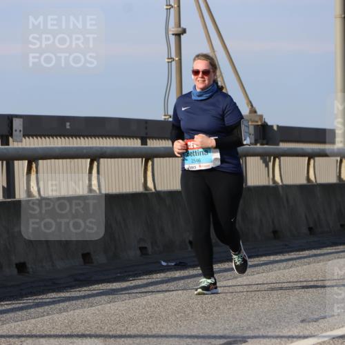 03.10.2025 - Köhlbrandbrückenlauf Strokosch-Dieckow http://msf.ph/oto/9103756 03.10.2025 10:15:01 Position 2 2546 meine-sportfotos.de