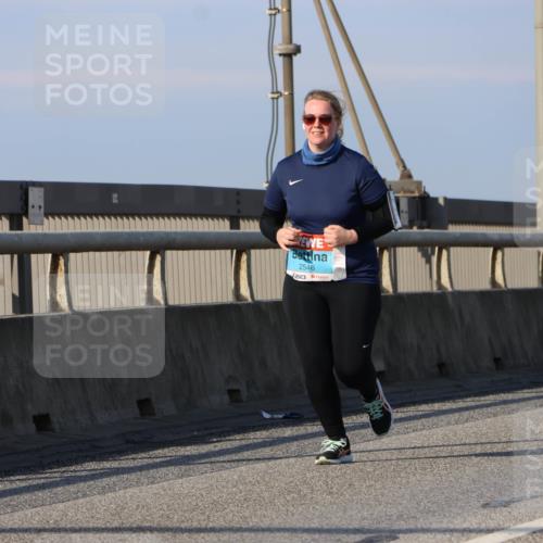 03.10.2025 - Köhlbrandbrückenlauf Strokosch-Dieckow http://msf.ph/oto/9103760 03.10.2025 10:15:01 Position 2 2546 meine-sportfotos.de