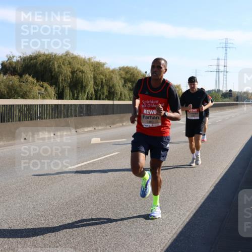 03.10.2025 - Köhlbrandbrückenlauf Strokosch-Dieckow http://msf.ph/oto/9103768 03.10.2025 12:11:04 Position 3 6483 meine-sportfotos.de
