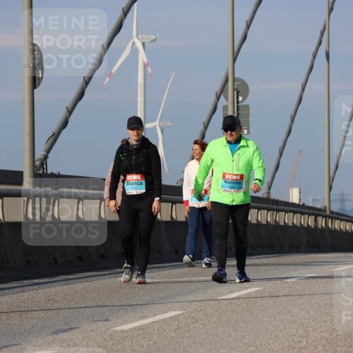 03.10.2025 - Köhlbrandbrückenlauf Strokosch-Dieckow http://msf.ph/oto/9103777 03.10.2025 10:15:29 Position 2 1241, 3396 meine-sportfotos.de