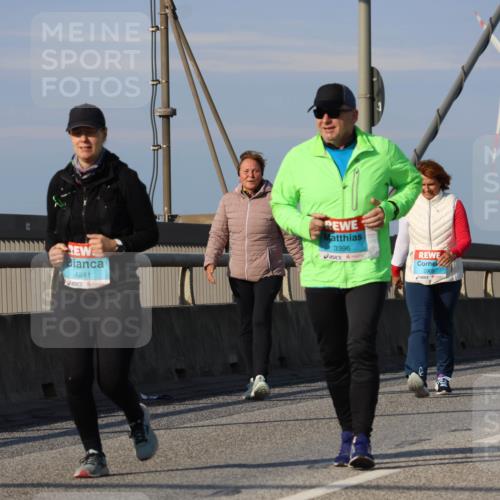 03.10.2025 - Köhlbrandbrückenlauf Strokosch-Dieckow http://msf.ph/oto/9103795 03.10.2025 10:15:37 Position 2 1241, 3396 meine-sportfotos.de
