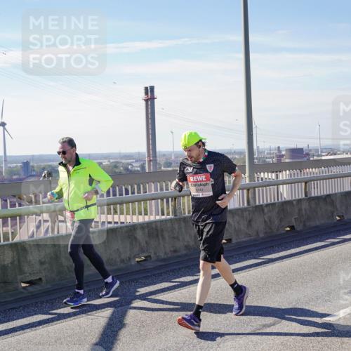 03.10.2025 - Köhlbrandbrückenlauf Michael Burmester http://msf.ph/oto/9103805 03.10.2025 12:48:15 Position 2 5147 meine-sportfotos.de