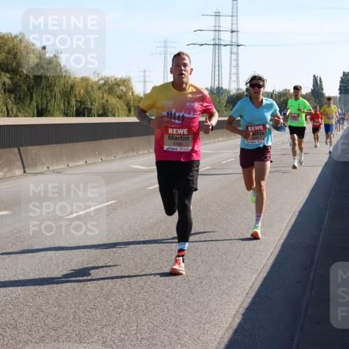 03.10.2025 - Köhlbrandbrückenlauf Strokosch-Dieckow http://msf.ph/oto/9103816 03.10.2025 12:11:17 Position 3 6482 meine-sportfotos.de