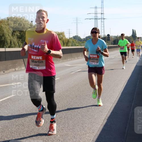 03.10.2025 - Köhlbrandbrückenlauf Strokosch-Dieckow http://msf.ph/oto/9103840 03.10.2025 12:11:18 Position 3 6482, 5625, 6241 meine-sportfotos.de