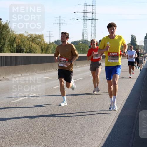 03.10.2025 - Köhlbrandbrückenlauf Strokosch-Dieckow http://msf.ph/oto/9103872 03.10.2025 12:11:24 Position 3 4072, 6253 meine-sportfotos.de