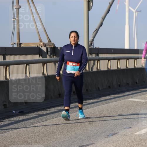 03.10.2025 - Köhlbrandbrückenlauf Strokosch-Dieckow http://msf.ph/oto/9103887 03.10.2025 10:16:37 Position 2 1 meine-sportfotos.de