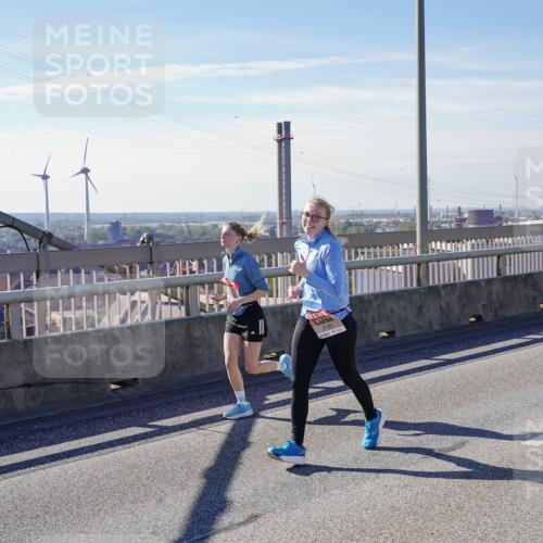 03.10.2025 - Köhlbrandbrückenlauf Michael Burmester http://msf.ph/oto/9103888 03.10.2025 12:48:18 Position 2 5145 meine-sportfotos.de