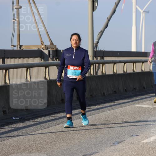 03.10.2025 - Köhlbrandbrückenlauf Strokosch-Dieckow http://msf.ph/oto/9103892 03.10.2025 10:16:37 Position 2  meine-sportfotos.de