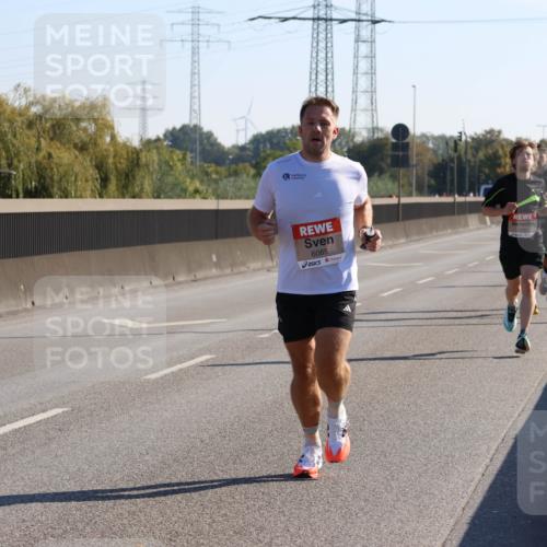 03.10.2025 - Köhlbrandbrückenlauf Strokosch-Dieckow http://msf.ph/oto/9103899 03.10.2025 12:11:29 Position 3 6085 meine-sportfotos.de