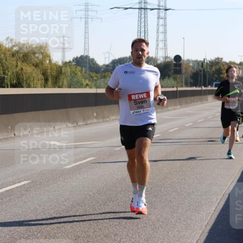 03.10.2025 - Köhlbrandbrückenlauf Strokosch-Dieckow http://msf.ph/oto/9103905 03.10.2025 12:11:29 Position 3 6085 meine-sportfotos.de
