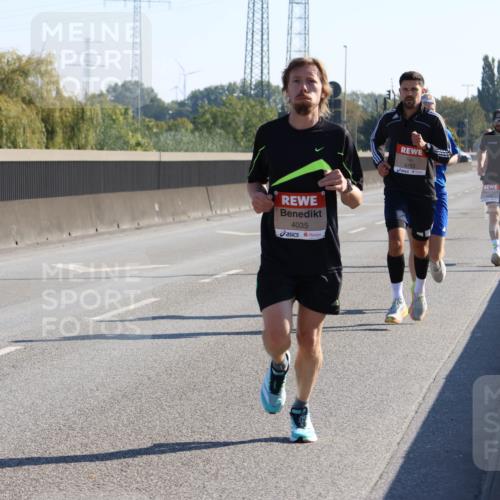 03.10.2025 - Köhlbrandbrückenlauf Strokosch-Dieckow http://msf.ph/oto/9103924 03.10.2025 12:11:32 Position 3 4035, 6793 meine-sportfotos.de