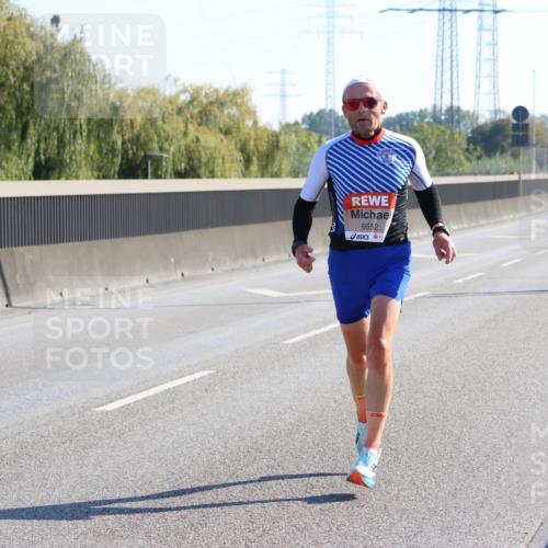 03.10.2025 - Köhlbrandbrückenlauf Strokosch-Dieckow http://msf.ph/oto/9103993 03.10.2025 12:11:45 Position 3 6552 meine-sportfotos.de