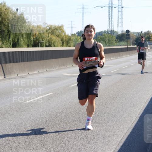 03.10.2025 - Köhlbrandbrückenlauf Strokosch-Dieckow http://msf.ph/oto/9104014 03.10.2025 12:11:50 Position 3 4092 meine-sportfotos.de