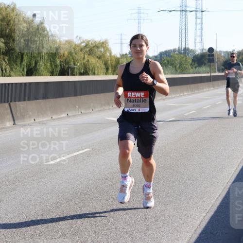 03.10.2025 - Köhlbrandbrückenlauf Strokosch-Dieckow http://msf.ph/oto/9104033 03.10.2025 12:11:51 Position 3 4092 meine-sportfotos.de