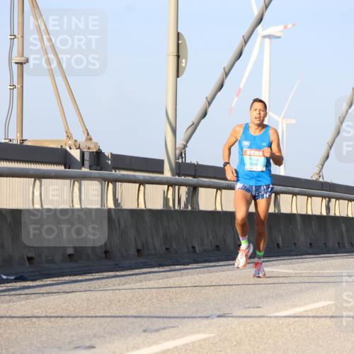 03.10.2025 - Köhlbrandbrückenlauf Strokosch-Dieckow http://msf.ph/oto/9104040 03.10.2025 09:27:30 Position 2  meine-sportfotos.de