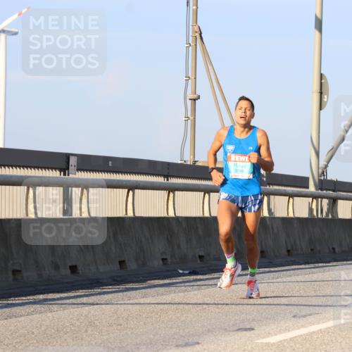 03.10.2025 - Köhlbrandbrückenlauf Strokosch-Dieckow http://msf.ph/oto/9104062 03.10.2025 09:27:32 Position 2 3769 meine-sportfotos.de