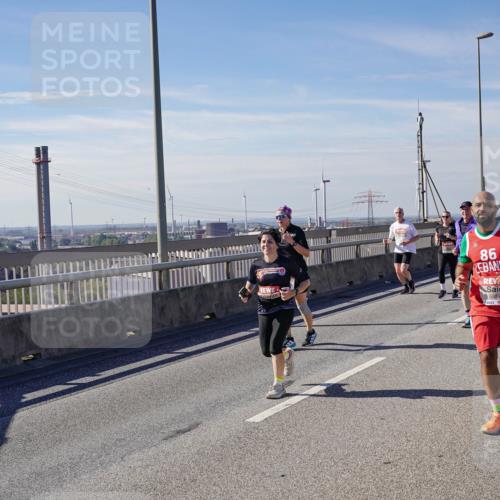 03.10.2025 - Köhlbrandbrückenlauf Michael Burmester http://msf.ph/oto/9104100 03.10.2025 12:48:26 Position 2 86, 5034 meine-sportfotos.de