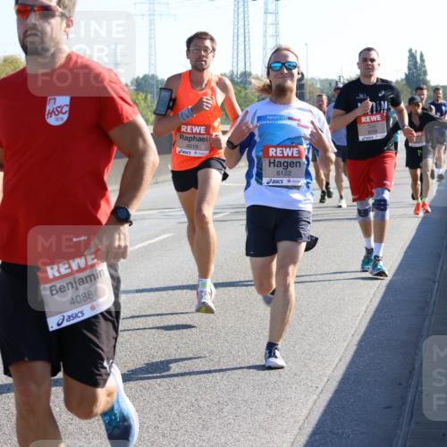 03.10.2025 - Köhlbrandbrückenlauf Strokosch-Dieckow http://msf.ph/oto/9104124 03.10.2025 12:12:09 Position 3 1879, 4088, 4019, 6122, 6778 meine-sportfotos.de