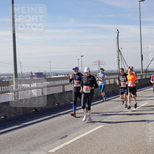 03.10.2025 - Köhlbrandbrückenlauf Michael Burmester http://msf.ph/oto/9104210 03.10.2025 12:48:30 Position 2  meine-sportfotos.de
