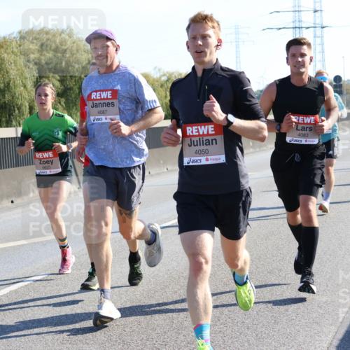 03.10.2025 - Köhlbrandbrückenlauf Strokosch-Dieckow http://msf.ph/oto/9104211 03.10.2025 12:12:14 Position 3 6625, 4087, 4050, 4083 meine-sportfotos.de