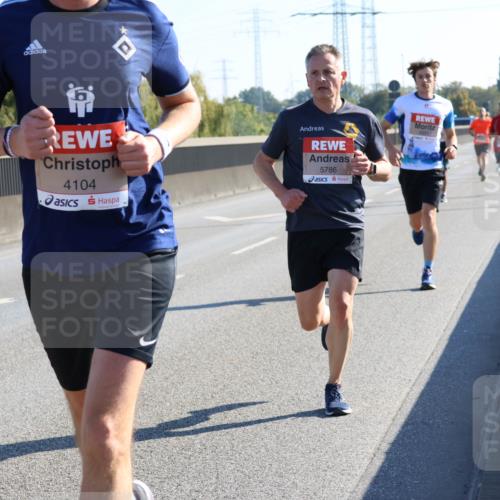 03.10.2025 - Köhlbrandbrückenlauf Strokosch-Dieckow http://msf.ph/oto/9104249 03.10.2025 12:12:18 Position 3 4104, 5786 meine-sportfotos.de