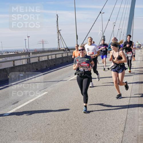 03.10.2025 - Köhlbrandbrückenlauf Michael Burmester http://msf.ph/oto/9104447 03.10.2025 12:48:39 Position 2  meine-sportfotos.de
