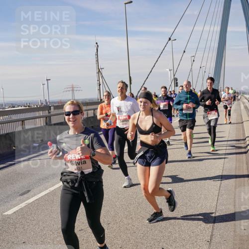 03.10.2025 - Köhlbrandbrückenlauf Michael Burmester http://msf.ph/oto/9104468 03.10.2025 12:48:39 Position 2 4031, 4776 meine-sportfotos.de