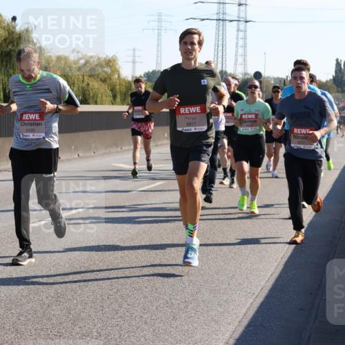 03.10.2025 - Köhlbrandbrückenlauf Strokosch-Dieckow http://msf.ph/oto/9104531 03.10.2025 12:12:58 Position 3 4105, 6817, 4231 meine-sportfotos.de